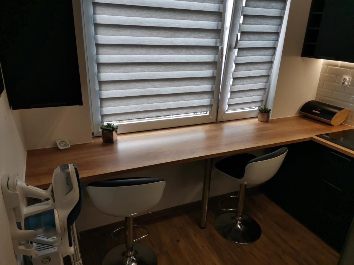 Przytulny Apartament W Wiezowcu - Centrum Miasta Podwislocze 38 Rzeszów Buitenkant foto