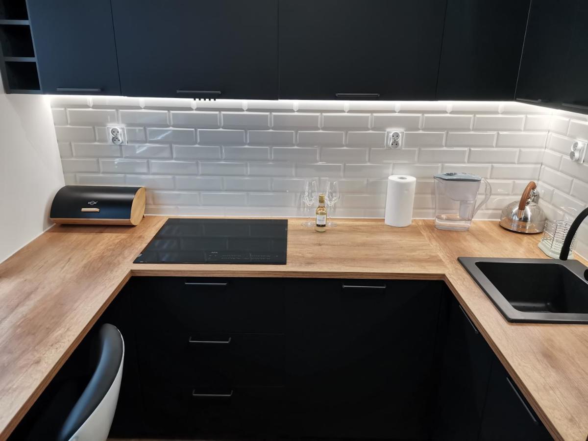 Przytulny Apartament W Wiezowcu - Centrum Miasta Podwislocze 38 Rzeszów Buitenkant foto